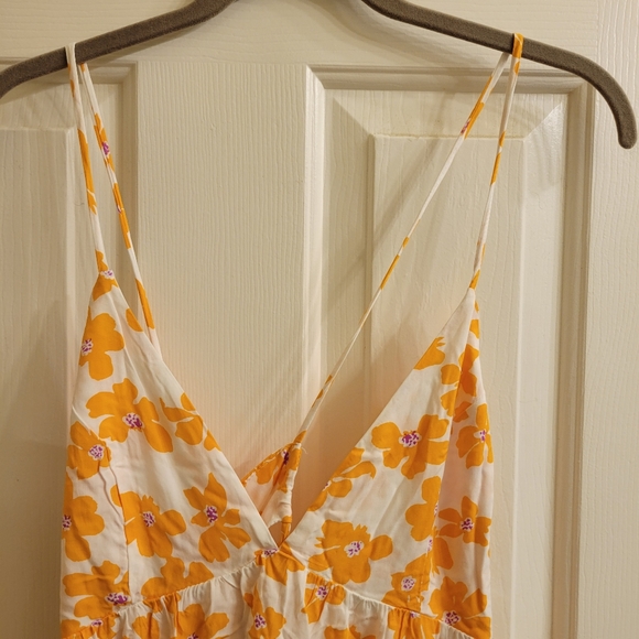 ALL IN FAVOR MAXI DRESS - Picture 5 of 5